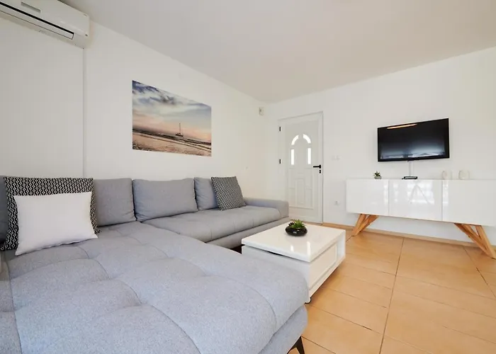 Adrian1 Apartment Trogir