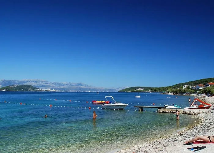 Adrian1 Apartament *